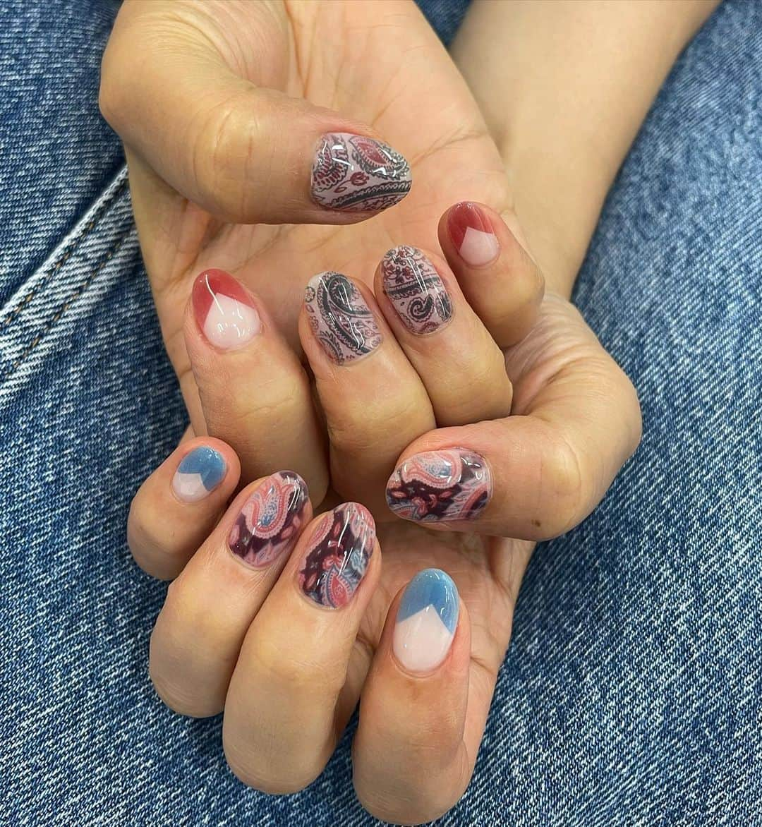 ネイルスタンド　ツメコさんのインスタグラム写真 - (ネイルスタンド　ツメコInstagram)「#tsumeco #ツメコ #ネイル #nail #プリンターネイル #ネイルプリンター #nailprinter #ネイルデザイン #原宿 #美爪 #네일 #japan #tokyo #일본 #네일아트 #プチプラ #安い #女子会 #可愛い #ニュアンスネイル #ジェルネイル#gelnail #ペイズリーネイル#夏ネイル」7月29日 10時55分 - tsume.co