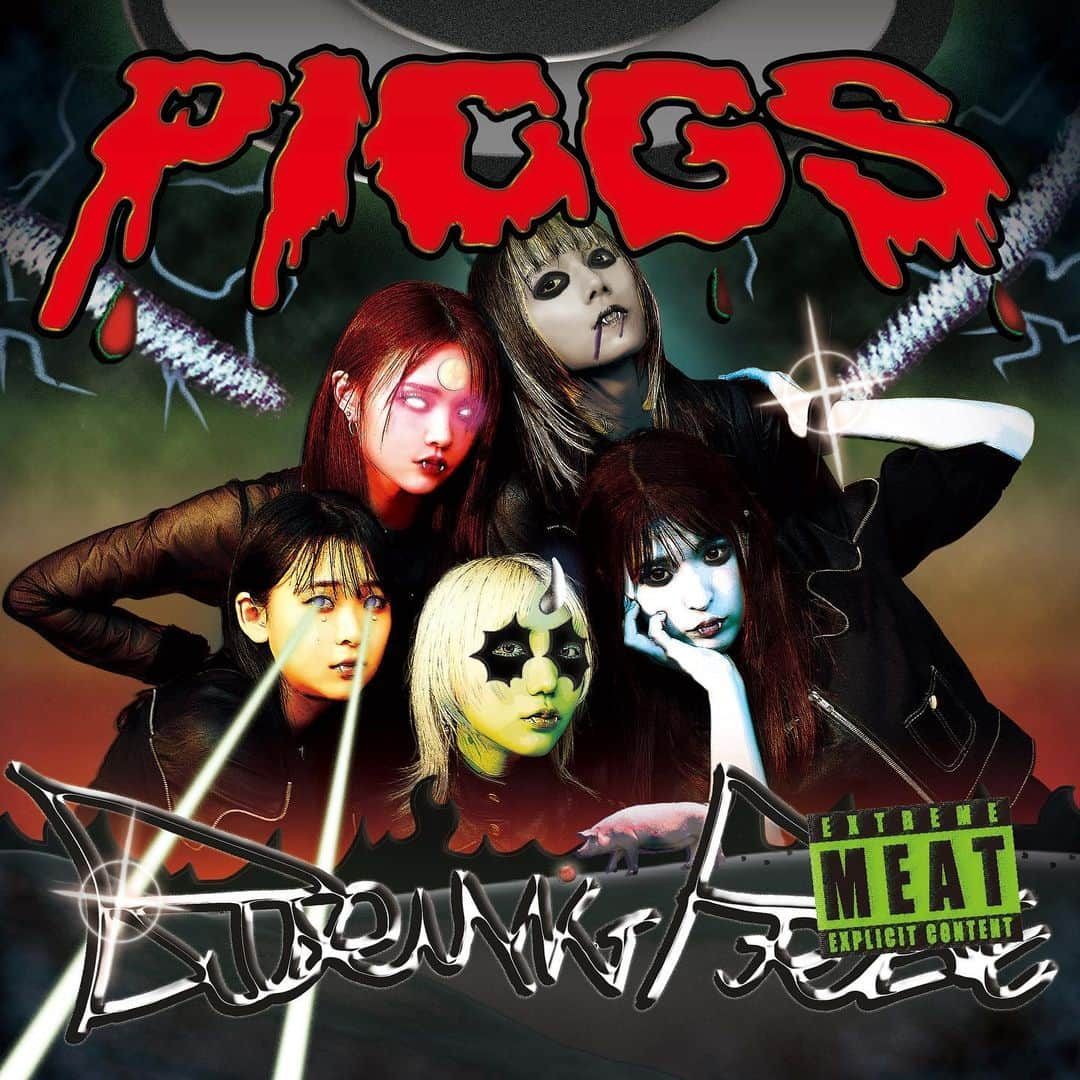 METTYのインスタグラム：「#PIGGS "BURNING PRIDE" Booklet @mettystudio」