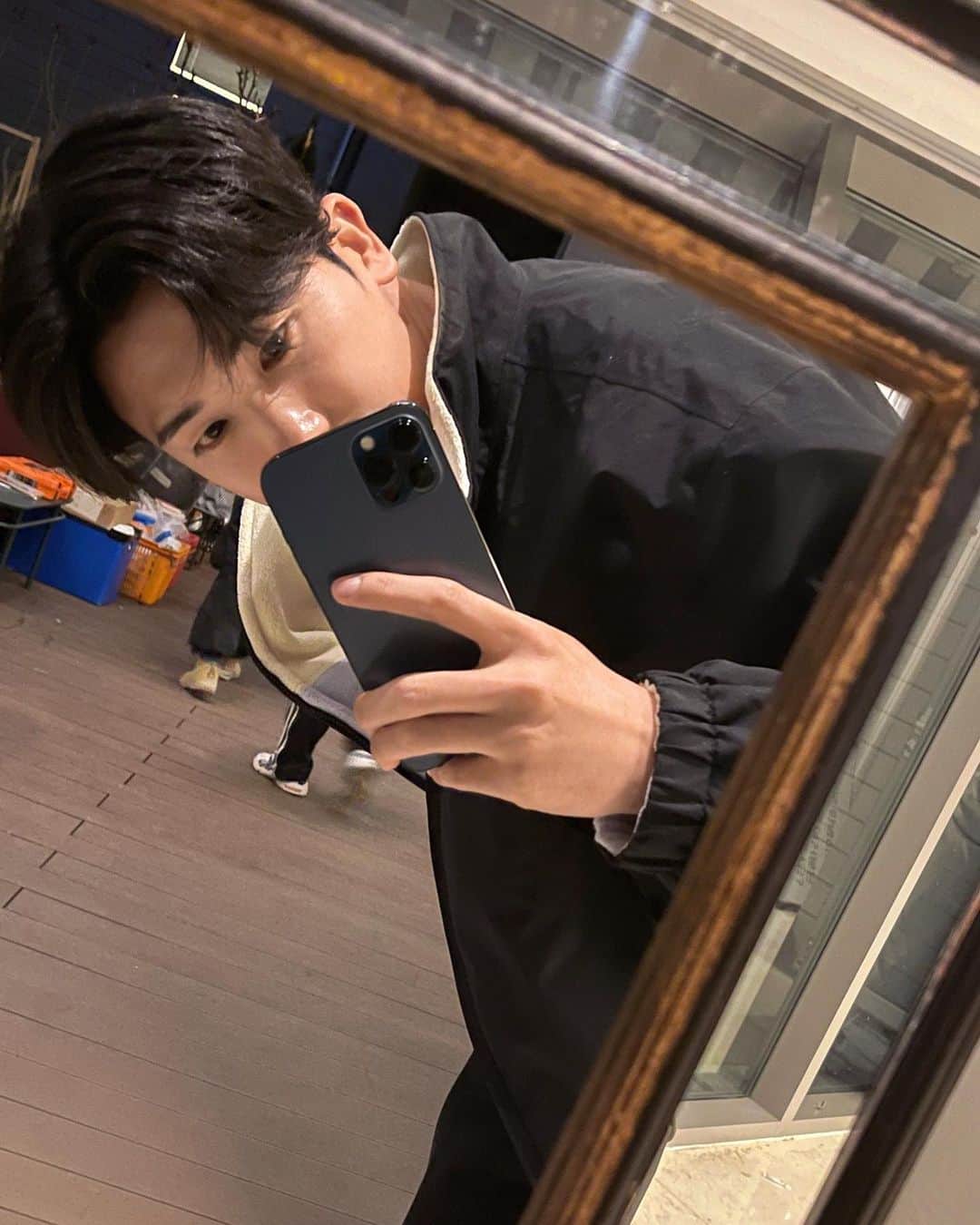 ヒョンシク のインスタグラム：「👀📷」