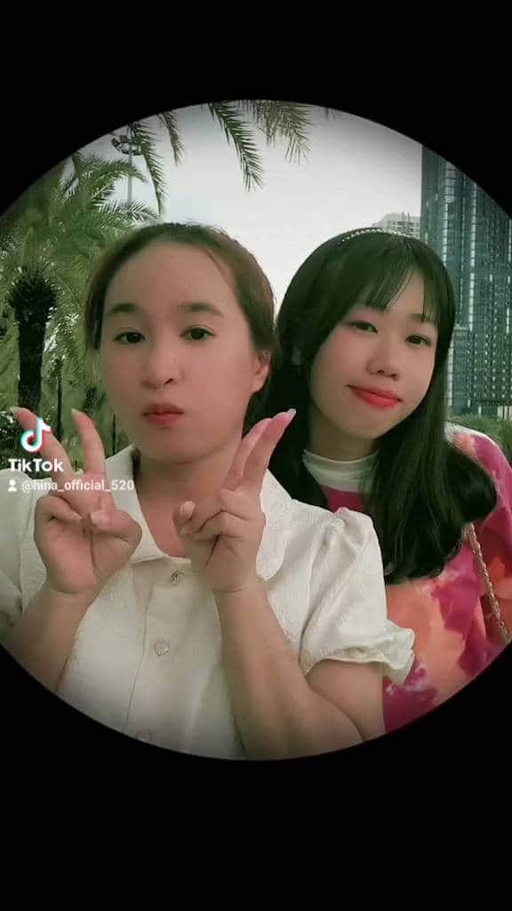 hina_officialのインスタグラム