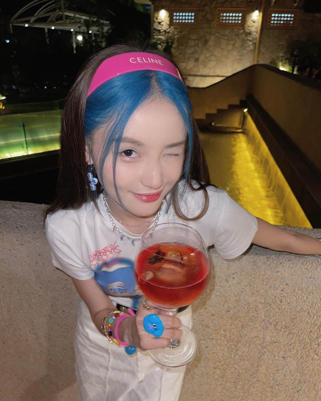 リン・シャオザイのインスタグラム：「💙💙💙」