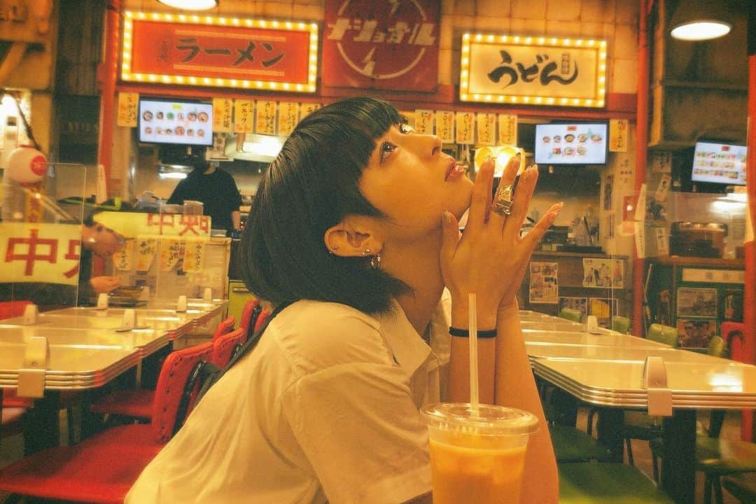 日南響子（珠麟）さんのインスタグラム写真 - (日南響子（珠麟）Instagram)「👀 ⋆ ⋆ ⋆  📷: ᴾᵒᵖᵒ⸝ᴾ」7月30日 19時55分 - kyooko_hinami_official