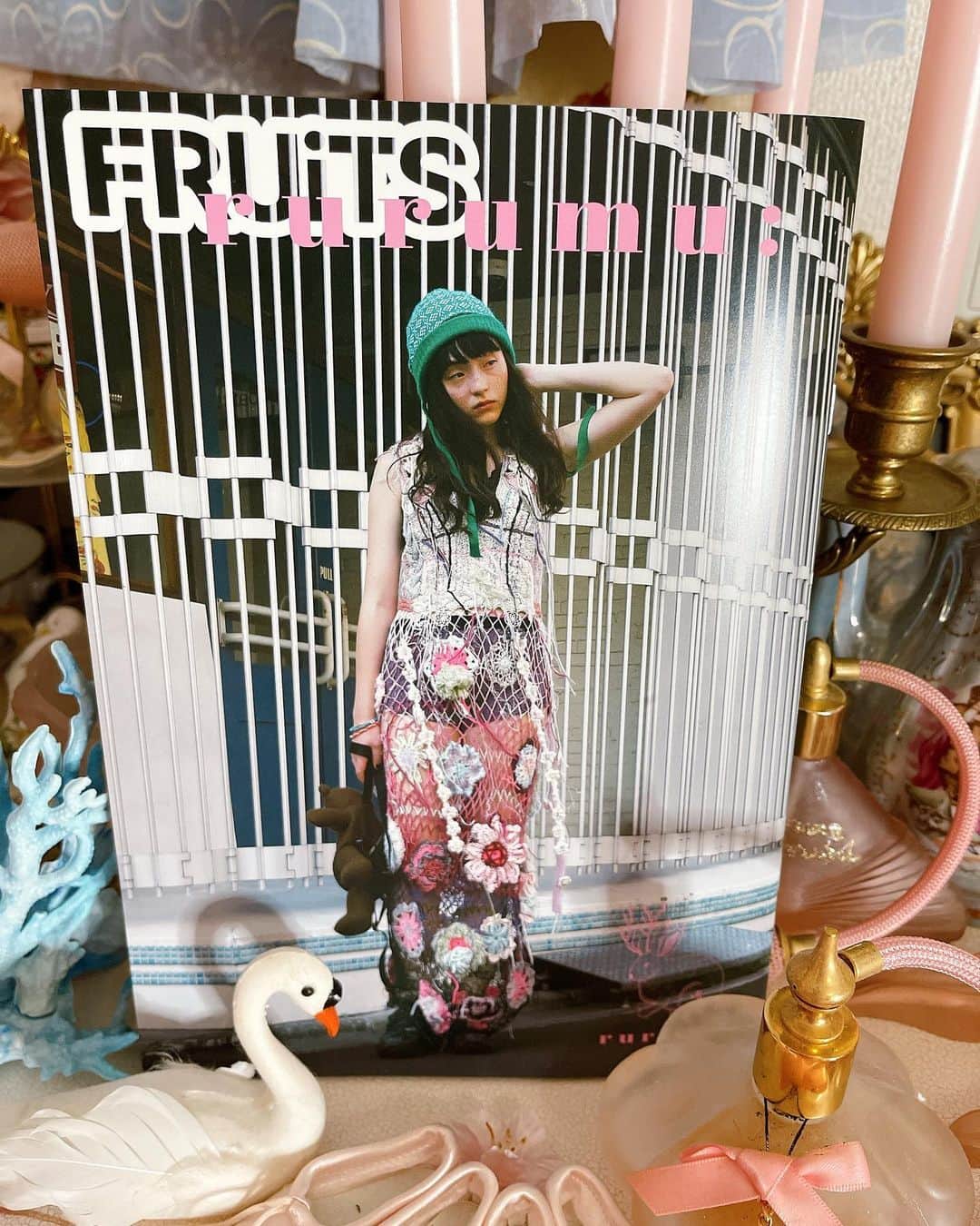 Etsuna otsukAさんのインスタグラム写真 - (Etsuna otsukAInstagram)「《Fruits》雑誌にスナップ掲載されました💕 我上超爱的原宿街拍《Fruits》杂志了😍复活第一刊居然邀请我出镜！！和很多喜欢的模特歌手（北出菜奈、水曜日のカンパネラ、吕洋子等等）等同一本杂志出镜超开心的！ #fruitsmagazine  #rurumu」7月30日 21時22分 - etsunaotsuka