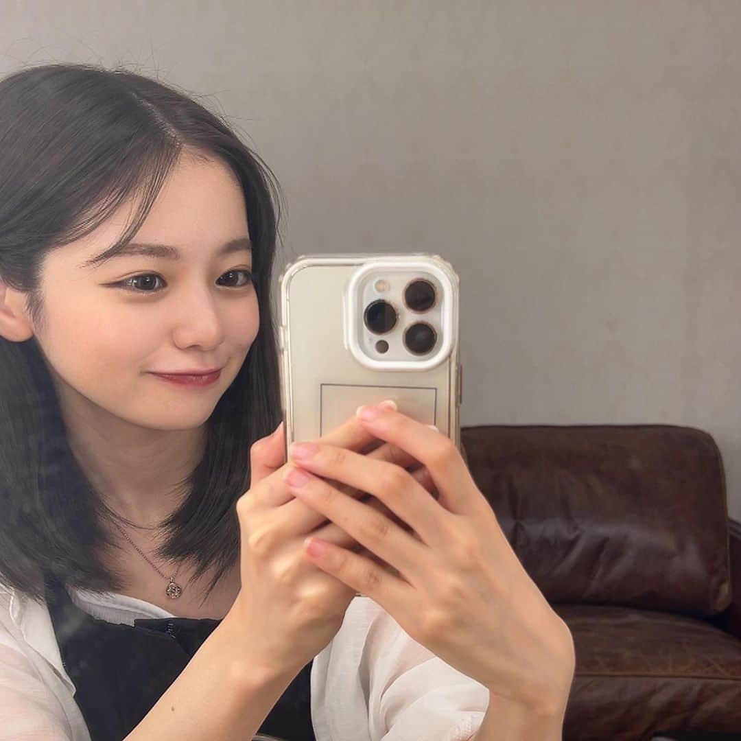 大塚美波のインスタグラム：「この前のとあるお仕事で📸  Twitterと1枚ずつ写真違うから是非見てね💕」