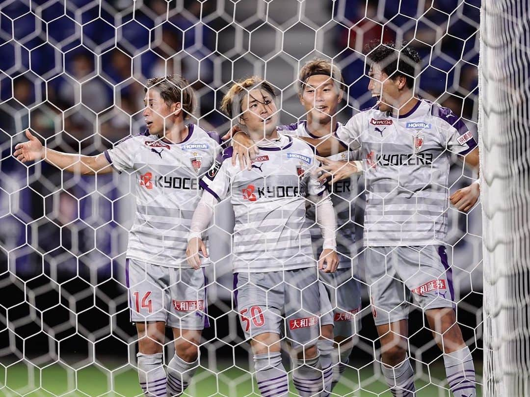 大前元紀さんのインスタグラム写真 - (大前元紀Instagram)「⚽️⚽️  いつも応援ありがとうございます。  @kyotosanga_official  @asics_japan   #jリーグ  #京都サンガfc  #サンフレッチェ広島  #ガンバ大阪」7月31日 17時48分 - genki_omae10