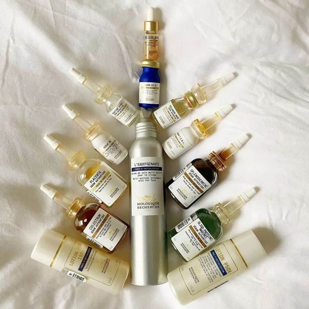 Biologique Recherche Iranさんのインスタグラム写真 - (Biologique Recherche IranInstagram)「Love u BR 💫  💫 lotion.P50 💫 Sr.Placenta 💫 Sr.Oligo 💫 Sr.3R 💫 Sr.Splenodermine . . . .」7月31日 14時23分 - biologique.recherche.kob