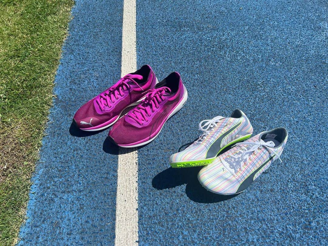 AMIKAのインスタグラム：「. NEW PUMA🌟  このスパイク過去イチ足に合う。 400もこれでいけちゃう。  これ履いたから今日の200mで社会人ベストでたんかな。  プレート硬め  @pumajapan さんいつもありがとうございます🥹❤️‍🔥  #プーマ #puma #菊池ぷーま #ウサインプーマ」