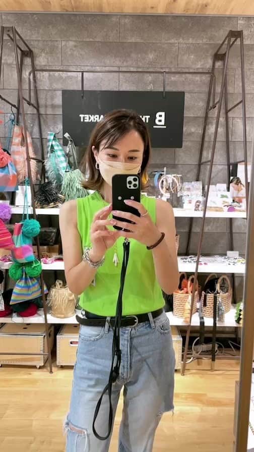 のインスタグラム：「✴︎ 阪神梅田店頭商品がリモオーダーで通販可能となりました✨  気になる商品ございましたら 06-6345-1201 までお電話ください📞  お電話いただいた際に 【２階クリエーターズヴィレッジのhinahinaのアイテム】 とお伝えいただけるとスムーズです👏  LIVEで商品参考にしてください🌟」