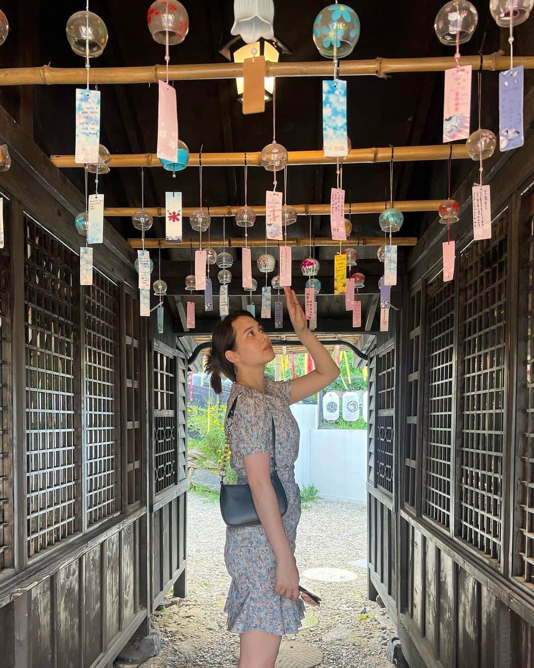 真間玲奈さんのインスタグラム写真 - (真間玲奈Instagram)「この暑さあと2か月耐えれるか🎐」8月1日 17時30分 - remachan