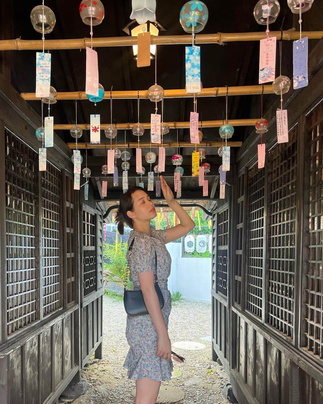 真間玲奈さんのインスタグラム写真 - (真間玲奈Instagram)「この暑さあと2か月耐えれるか🎐」8月1日 17時30分 - remachan