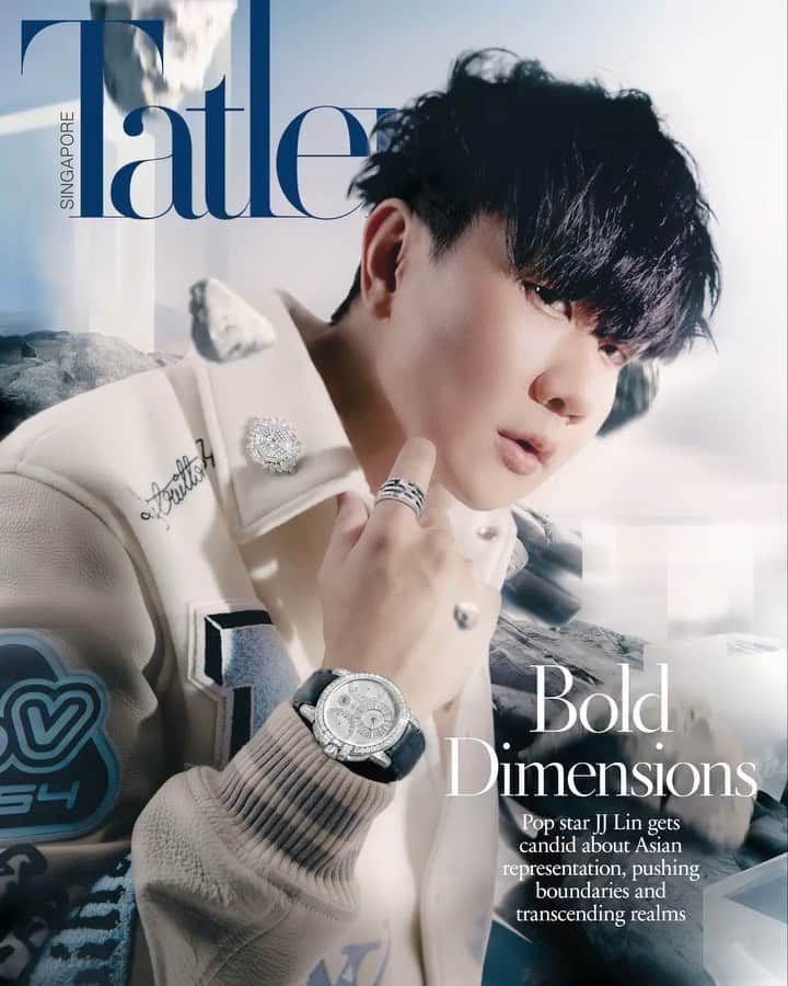 林俊傑のインスタグラム：「I look back at this journey and I’m happy and grateful for what has happened, but there also comes a point in time I have to ask myself, “What’s next?” Even after 20 years, life continues to surprise me. There’s always something to reach out for, to discover. There’s still so much energy within, so much to give, and it’s not about to end.  Thank you @TatlerSingapore for sharing more about my #roadtoJJ20 in your August issue!   回顧這段旅程，點點滴滴都充滿快樂與感激。但有時候也會停下來問問自己：下一步是什麼？即便在 20年後的今天，工作和生活中仍然有讓我感到驚喜的人、事、物，期待每一個新體驗，享受每一段過程。內心的能量依然澎湃，很慶幸你們還是那麼願意支持、願意傾聽，我的每一個未完待續…  謝謝@TatlerSingapore ！一切盡在八月刊！  #TatlerSingapore @jfj_productions   Executive editor: @pakkee⁠ Features editor: @cocomarett  Creative direction: @missusleggings⁠ Photography: @reubenfoong Styling: @joshuacheung Hair: @kenhong.sg / @evolve_salon Make-up: @clarence_lee CGI artist: @juicyjuicevevo Photographer’s assistant: Quinn Lum, Ghufran Jasni, Antoine Iskander Stylist’s assistant: @kllyhsu」