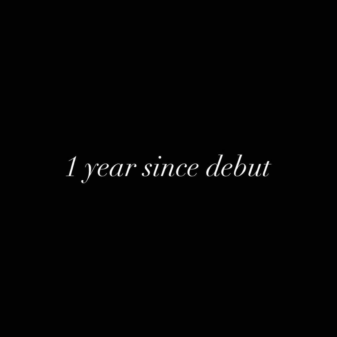 安齋星来さんのインスタグラム写真 - (安齋星来Instagram)「1 year since debut... ⠀  本日、08.01でデビュー1年目となりました。  まずは沢山の感謝。 安斉星来をここまで、愛してくれて本当にありがとうございます  1年目は毎日が刺激的で新しくて、沢山の出会いがありました。 お陰で毎日とても楽しいです 芝居をしてる私も、モデルをしている私も はたまたバラエティでの私も、全て楽しんで頂けたら幸いです。  今お伝え出来ないことも沢山あり あれ星来ちゃん最近見ないな、と思っても 皆様にいい報告ができるように準備をしてるのかも… 気長に待っていただけたら幸いです。  まだまだ私のストーリーは始まったばかりです。 お芝居で挑戦したい役柄や、モデルとして皆様に魅せたいものなど 全て目標は的確にあります。  必ず後悔はさせません 沢山吸収して日々進化し続けます。 ⠀ 死ぬまで自分には満足しません 末永く安斉星来を愛して頂けたら幸いです。  ⠀ 2年目の私もよろしくお願い致します。 そして、どうぞ安斉星来のストーリーをお楽しみください︎︎︎︎☺︎」8月1日 20時33分 - seiraanzai