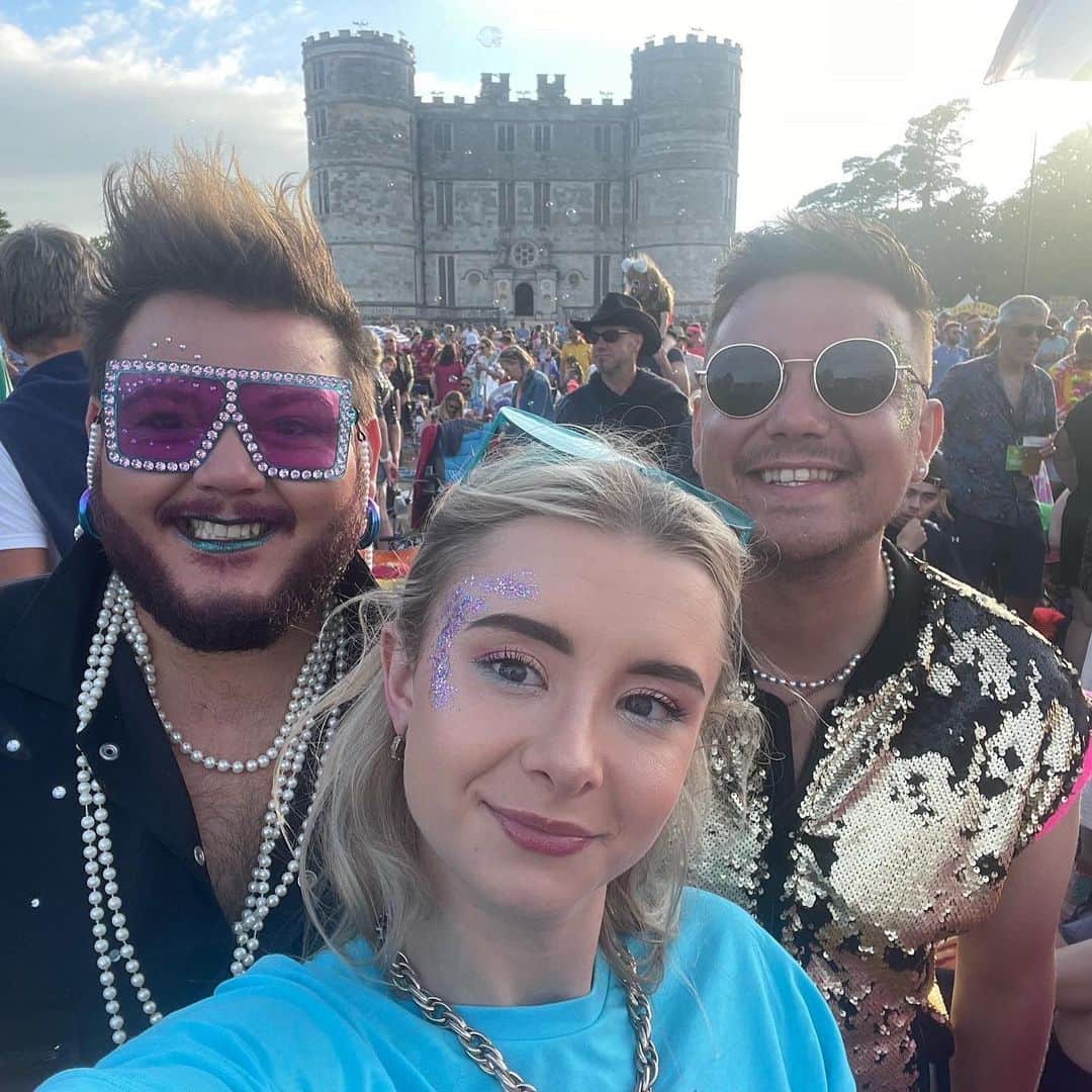 ケリー・イングラムさんのインスタグラム写真 - (ケリー・イングラムInstagram)「looks like the chain’s staying on until further notice :)」8月2日 4時26分 - kerry_ingram