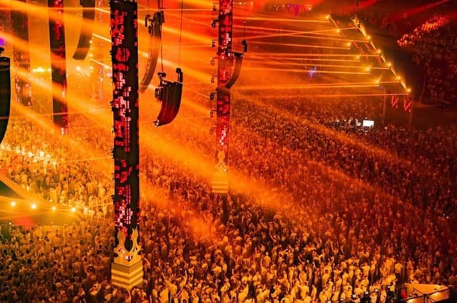 Sensationのインスタグラム：「The feeling of euphoria was flowing through the crowd after Sunnery James & Ryan Marciano finished their set. The unity felt through the crowd as all the artists performed electrifying sets and the night flashed by.   Did you have a favorite moment?   #sensation2022 #YESTOALL」