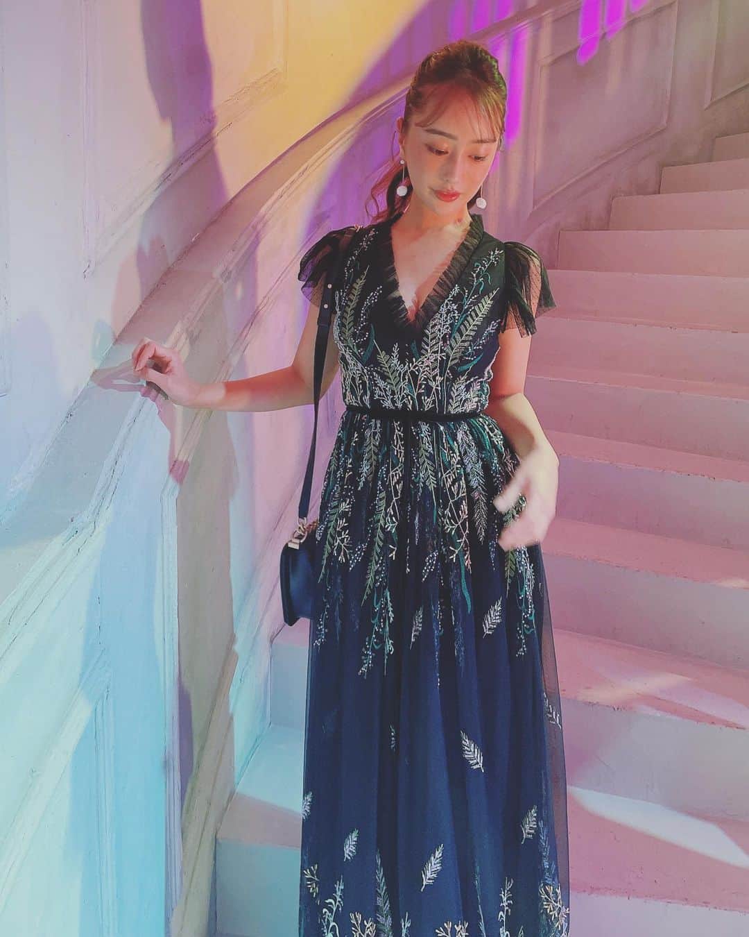 のインスタグラム：「今回も @haute_renttorunway さん でドレスをレンタルさせていただきました🤍✨  とっても素敵なドレスが沢山で いつも利用させていただいてます🕊」