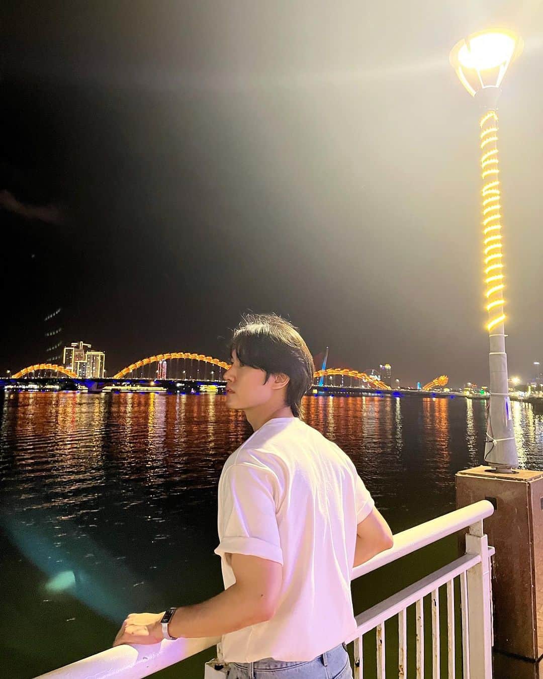 イ・ミンホのインスタグラム：「🌉」