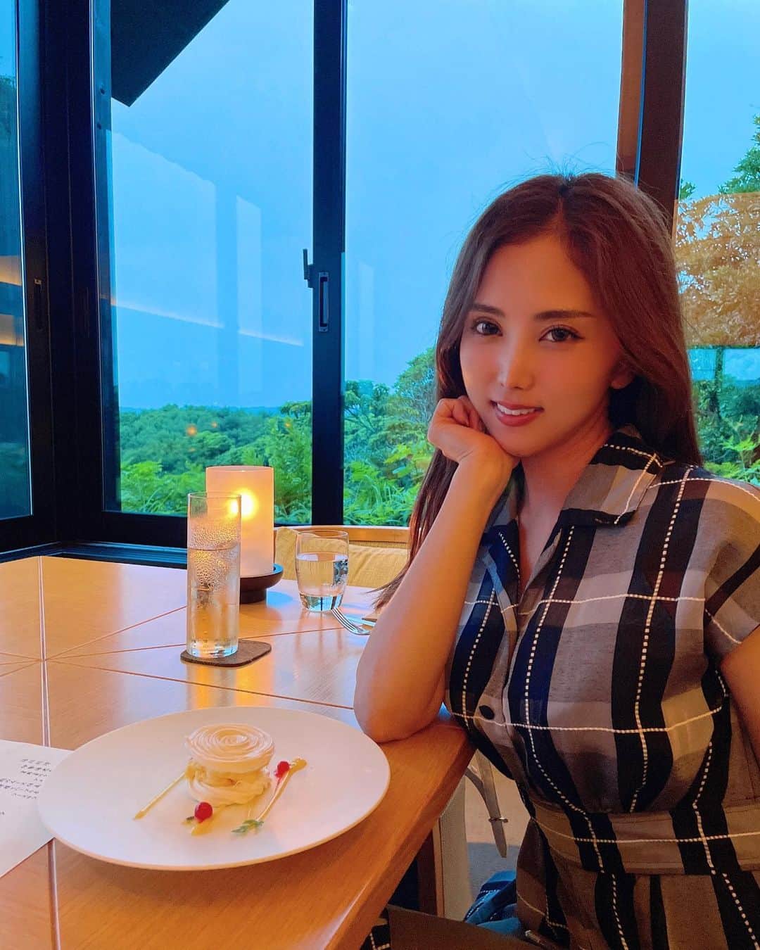 のインスタグラム：「.  アマネムご飯も美味しすぎた💓  素敵な宿で何もせずにゆっくりするのが 最高の贅沢だよね🌻  さて！今日は長野県に行きますよ〜✨ 長野の皆様にお会いできるの楽しみ💓  #アマネム#nemuresort#nemugolfclub #bestita#bestitagolf#bestitagirl #golf#ゴルフ女子#ゴルフウェア #ladiesgolf#fashion#make#japanesegirl #ワンピース#ゴルフ女子コーデ」