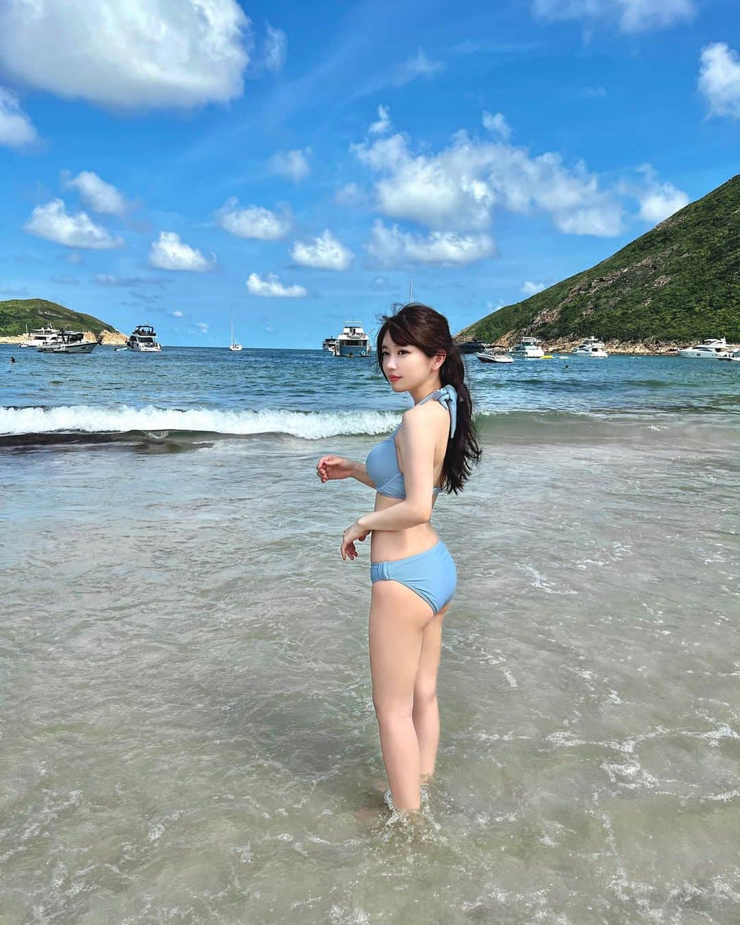 MICさんのインスタグラム写真 - (MICInstagram)「ゆっちゃん最近 私の好みの写真の画角を理解してきた📷  📍Long Ke Wan 浪茄灣  　 　 #LongKeWan  #西貢 #SaiKung  #beach #date #trip  #水着 #海  #デート #ビーチ  #おでかけ  #swimwear #夏  #夏の思い出 #香港在住さんと繋がりたい #🇭🇰 #香港在住 #海外生活  #香港生活 #香港日本人  #香港在住日本人 #hkkol #hkinfluencer  #summer #hktravel #hongkongtrip  #泳衣 #泳裝 #swimsuits #bikini」8月2日 18時23分 - micmofmof