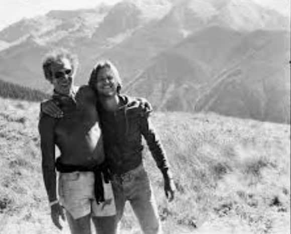 ジェフ・ブリッジスのインスタグラム：「Bob Rafelson is no longer with us; he was such an amazing director and wonderful person. I got the chance to work/play with him in Stay Hungry. His production company, BBS produced some of the most influential and enduring movies. He was a producer from the beginning of my career on The Last Picture show.   My love and heart go out to his family and friends.」