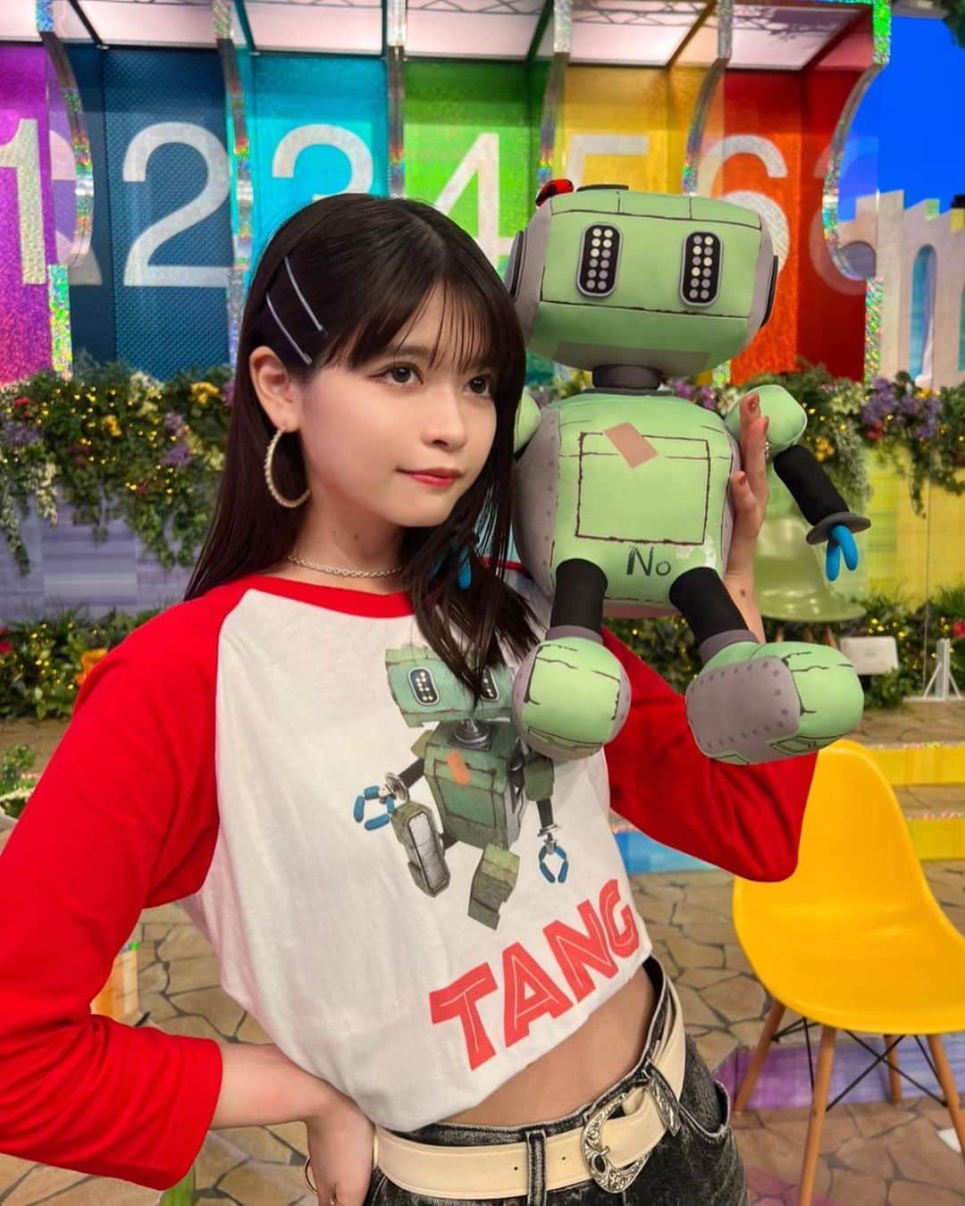 景井ひなのインスタグラム：「_ 【 お知らせ 】 明日8月4日19時 VS魂に TANGチームとして出演します〜是非に🙂✊🏻」