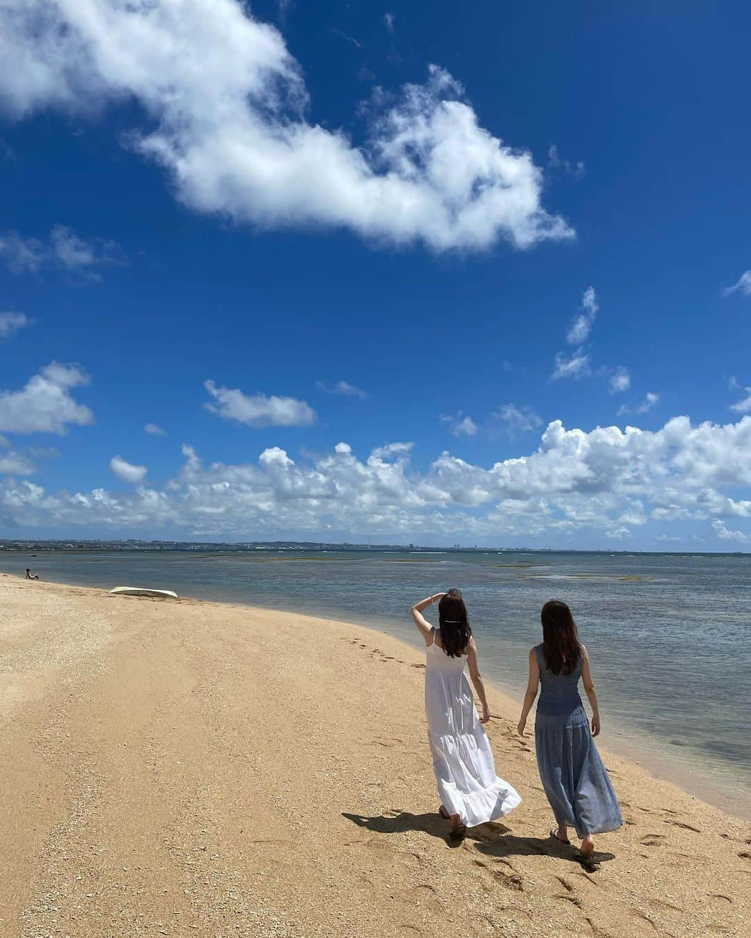 大野愛友佳さんのインスタグラム写真 - (大野愛友佳Instagram)「okinawa trip 𓇼  癒され旅にきた✨  ひたすら食べて笑って幸せ☺️ またゆっくり更新します♡  #沖縄旅行#沖縄旅」8月3日 20時11分 - ohnoayuka