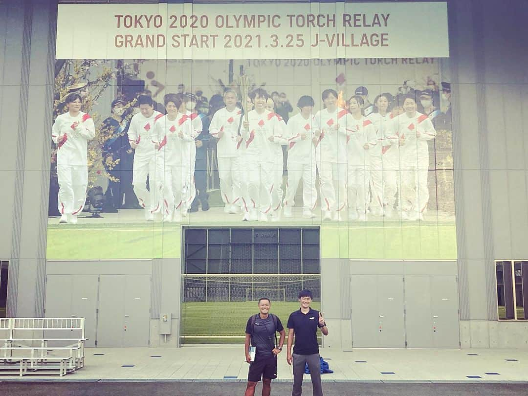 西嶋弘之さんのインスタグラム写真 - (西嶋弘之Instagram)「松下裕樹さん。  これまでめちゃくちゃお世話になってきました。 尊敬する先輩。(^^)  久しぶりにお会いできて嬉しかったです！！！！ 変わらずお元気そうで、さすがのオーラでした。笑  なんかたくさん元気もらいました。^ ^ またゆっくりお話ししましょー！！  広島時代の一つ上の先輩方、スーパーセブンは、偉大な人ばかりです。。。  #松下裕樹  #西嶋弘之  #サンフレッチェ広島  #横浜fc  #元jリーガー  #前橋育英  #奈良育英  #ｊヴィレッジ」8月3日 20時39分 - hiroyukinishijima6