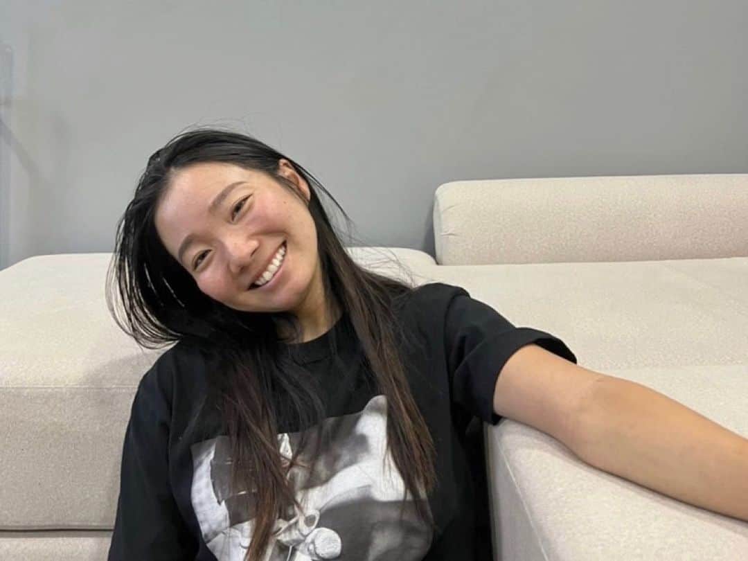 のインスタグラム：「. . . 😄 . . . #smile」
