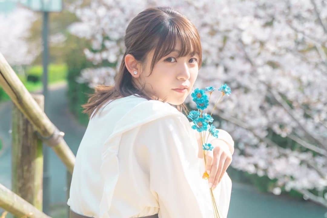 武田雛歩さんのインスタグラム写真 - (武田雛歩Instagram)「去年の春の写真だけど、プロフィール画像変えてみました🌱」8月3日 15時01分 - hinaho_tkm