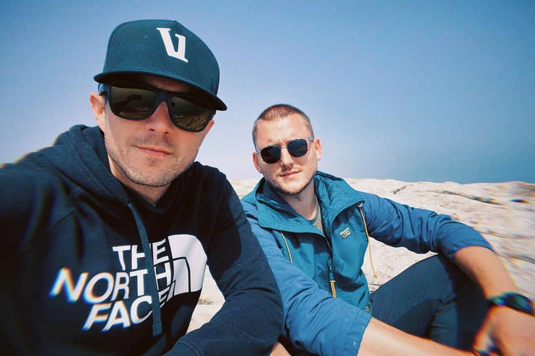 イーライ・リエブのインスタグラム：「Vacation picture.」