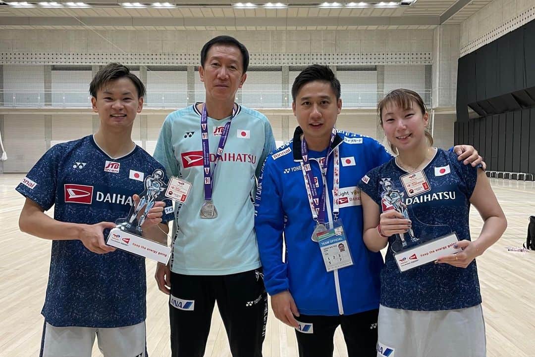 渡辺勇大さんのインスタグラム写真 - (渡辺勇大Instagram)「世界選手権🥈 初めて日本で行われた世界選手権 頂点を目指しましたが、準優勝という結果でした。 パートナーには本当に支えてもらってばかりで感謝してもしきれません。ありがとう。もっと強くなります。 サポートしてくれたスタッフ、コーチにも感謝します。  連日沢山のご来場、応援をありがとうございました！皆さんの力がとても頼りになりました！ 次はジャパンオープンでお会いしましょう！🇯🇵  Photo by @badmintonphoto_official   #worldchampionships  #badminton #世界バドミントン  #バドミントン #ワタガシ」8月29日 6時41分 - yuta.watanabe0613
