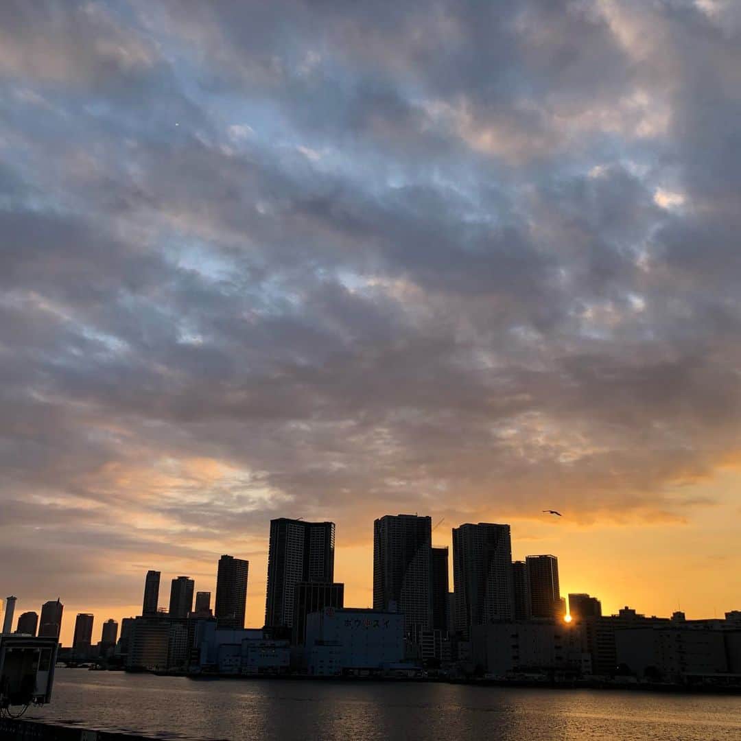 中西圭三さんのインスタグラム写真 - (中西圭三Instagram)「Good morning TOKYO！ 2022.08.29 ⛅️ 22℃ おはようございます☀」8月29日 7時35分 - keizo1111