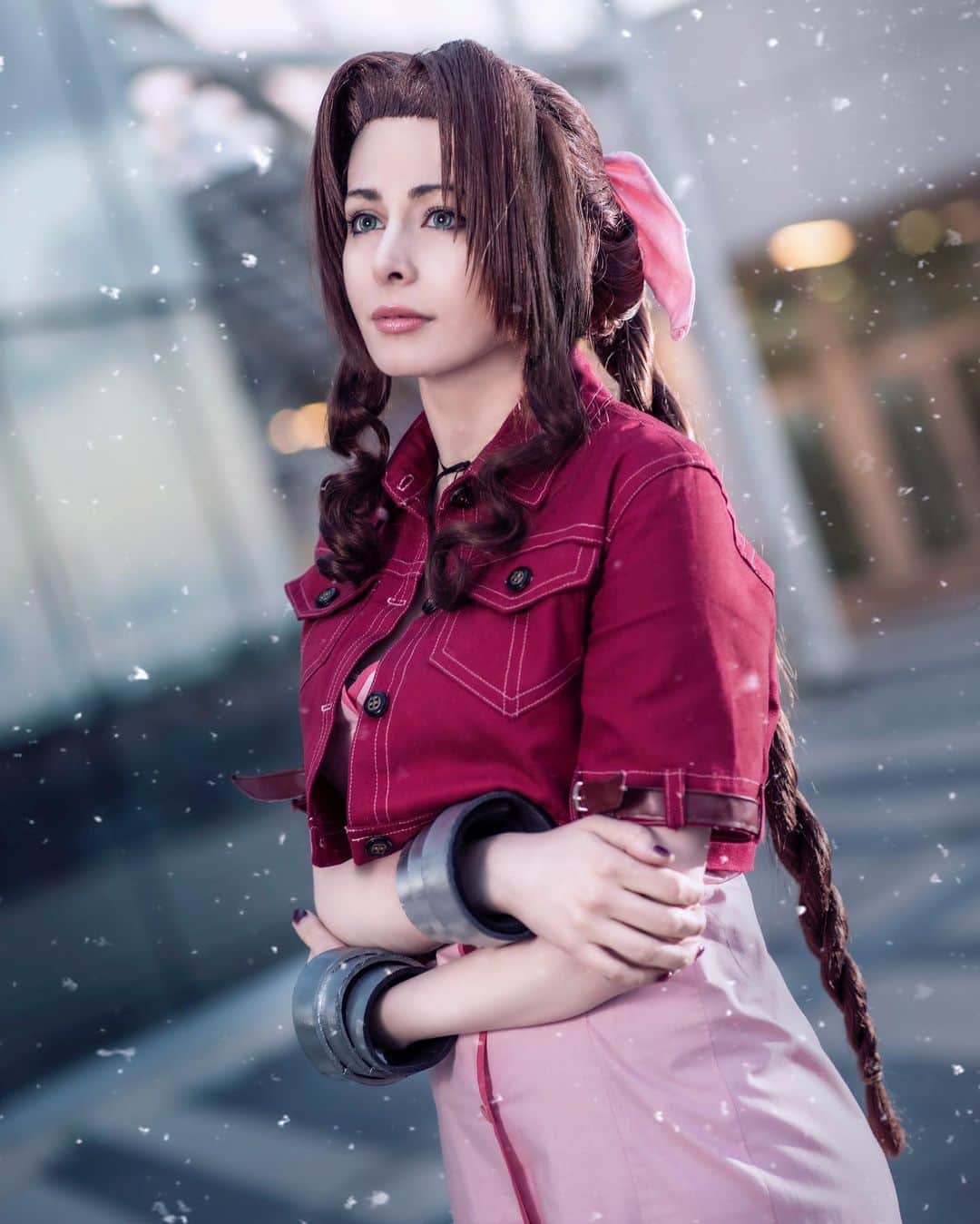 ユリコ・タイガーのインスタグラム：「🔈🔈🔈 COSPLAYITALIA X YURIKOTIGER 🔈🔈🔈  🎉 Per il raggiungimento dei 30.000 follower, abbiamo pensato di collaborare con una artista italiana tutta internazionale!  ❤️ La Splendida @yurikotiger è attualmente la Cosplayer italiana più famosa al mondo!   🇯🇵 Residente a Tokyo ormai da molti anni, la nostra Yuriko svolge proprio la professione di Cosplayer ed Idol nel sol levante!  🔥 Siamo davvero orgogliosi di vedere come questa community tutta nostrana si faccia strada nel mondo a tal punto da essere considerata una celebrità sia per chi ama questa passione e sia per chi ci si avvicina la prima volta!  🚀 Non sappiamo come ringraziarvi per questo stupendo traguardo ottenuto!  Dobbiamo a voi e a questa splendida passione che ci accomuna, davvero tutto.   💪🏼 SIAMO DAVVERO LA COMMUNITY PIÙ BELLA CHE ESISTA!   🌙 Grazie ancora alla splendida @yurikotiger , portavoce di tutti noi che ha fatto della propria passione un lavoro stupendo!  #yurikotiger #idol #japan #tokyo #cosplay #cosplayitalia #finalfantasy #cosplayjapan #international #youtuber #collab #cosplaygirl #model」