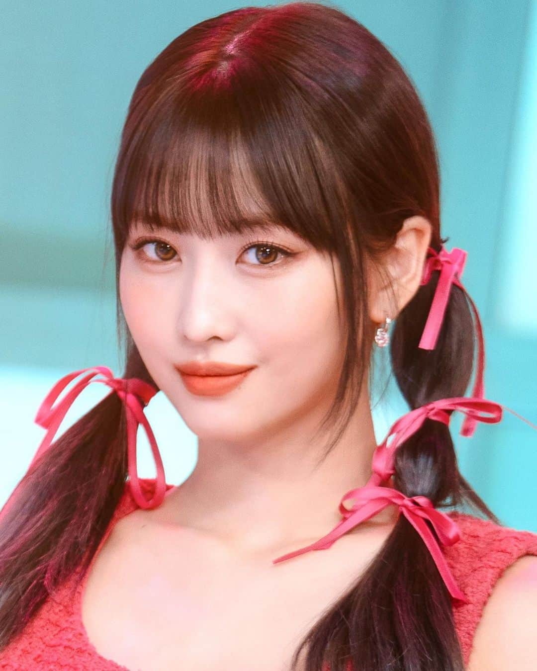 モモさんのインスタグラム写真 - (モモInstagram)「♡ [Official] 220829 - SBS Inkigayo PD’s Note   -  #MOMO #트와이스 #모모 #平井もも #もも #TWICE © sbs」8月29日 20時35分 - momojype