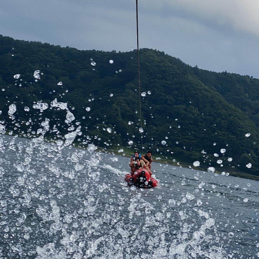 kaisakamotさんのインスタグラム写真 - (kaisakamotInstagram)「今年もあっきキャプあざした〜！ずっと水の上にいた週末 #河口湖 #山梨 #kawaguchilake #yamanashi #sup #」8月29日 21時01分 - kaisakamot