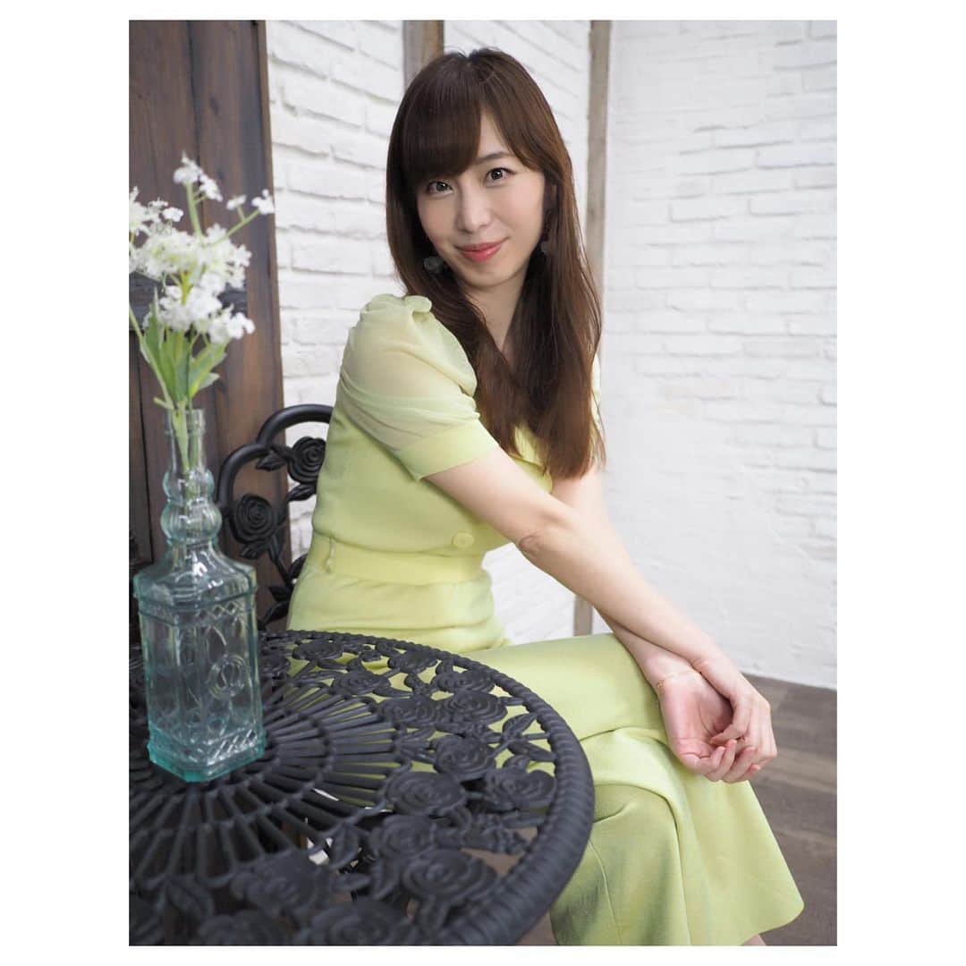 塩地美澄のインスタグラム：「📸撮影イベント ご参加いただいた皆さまに 楽しんでいただけたようでヨカッタ🍀  次回、お会いできるイベントは 9/17の写真集お渡し会です!  店頭、メール受付が既に始まっています。 詳しくは書泉のHPをご覧くださいね〜  ✅8/26イメージDVD「艶やか美」発売  ✅9/16写真集『瞬間（とき）』発売 ※プロフィール欄のURLからご予約可能です  ✅9/17  15時〜写真集お渡し会in書泉ブックタワー #塩地美澄」