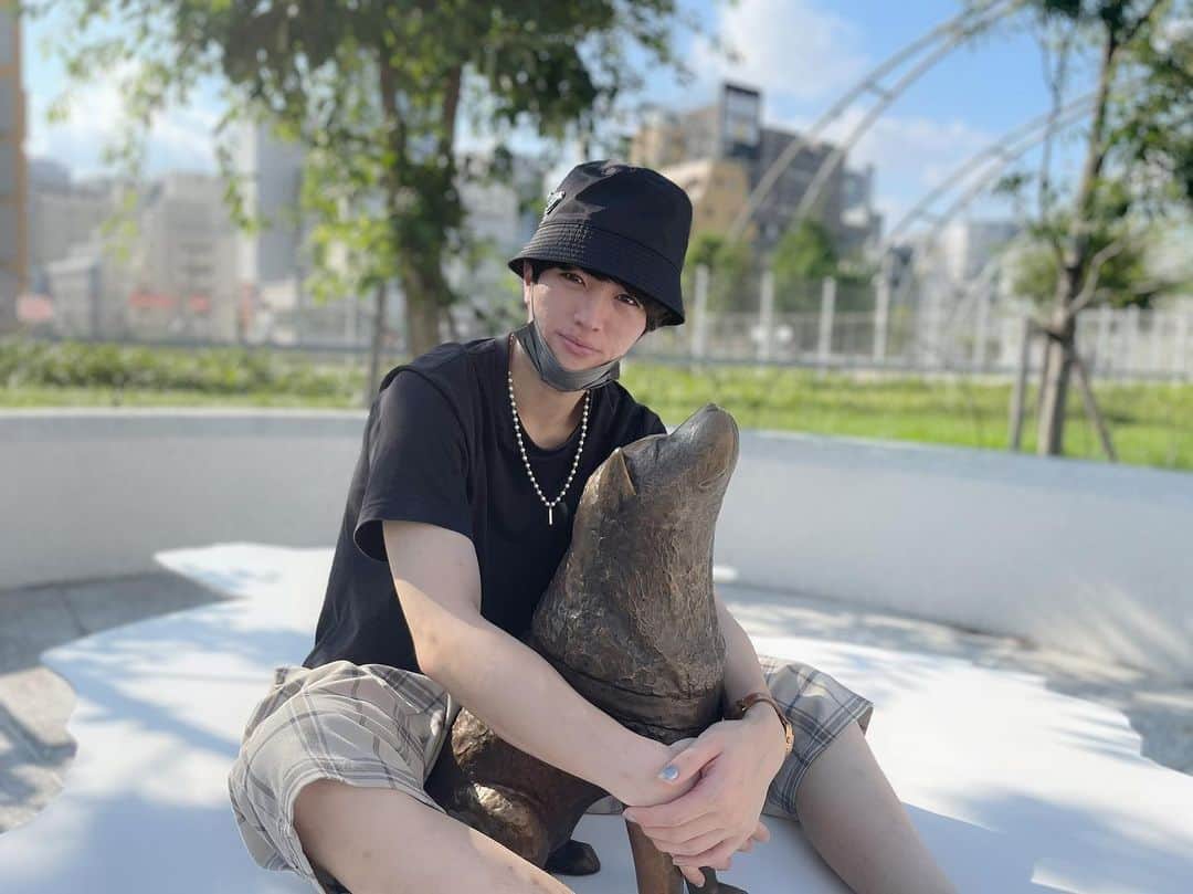 太郎あげあげのインスタグラム：「もつ鍋を食べたい  #宮下パーク #渋谷 #ハチ公 #渋谷スカイ」