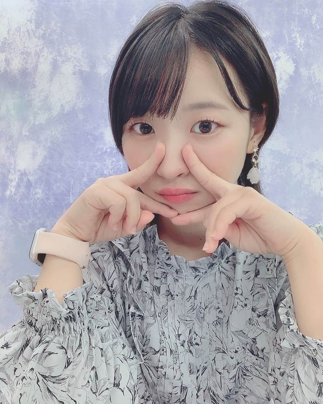 有村瞳さんのインスタグラム写真 - (有村瞳Instagram)「ま〜た久しぶりになってしまった←  最近の私はというと、、、  8月のイベントが全ておわり ファンティアの投稿を初めてしたり ひとみら歌ってみた第2弾の レコーディングした音源聞いて にやにやしております！笑  画像いっぱいたまってる〜 いつもね、選びきれないから 困った時はアンケートとって載せることにした🌟笑  助けてくれてありがとう🥰 また更新するっ！！」8月30日 5時48分 - hitochan145