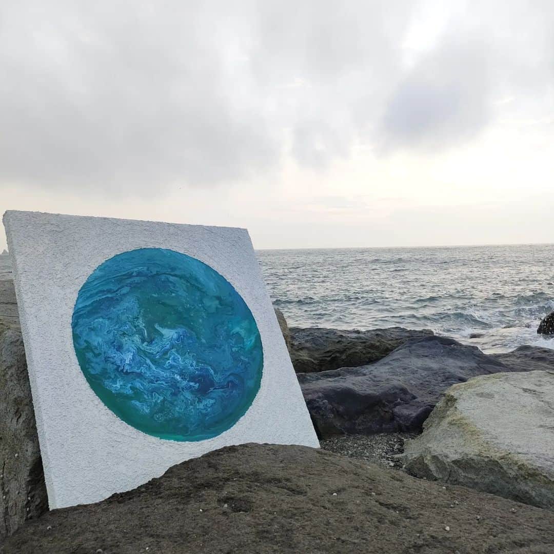 能登正人さんのインスタグラム写真 - (能登正人Instagram)「山も好きだけど海も好き。 描き続けよ。」8月29日 22時55分 - masahitonoto