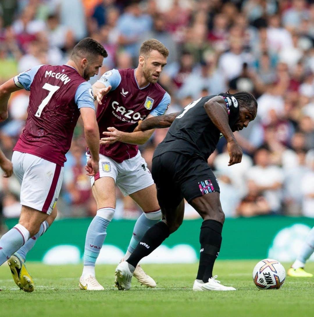 カラム・チャンバースさんのインスタグラム写真 - (カラム・チャンバースInstagram)「Disappointing result yesterday!  Felt like we deserved more. We go again Wednesday night #utv」8月29日 23時50分 - calumchambers95