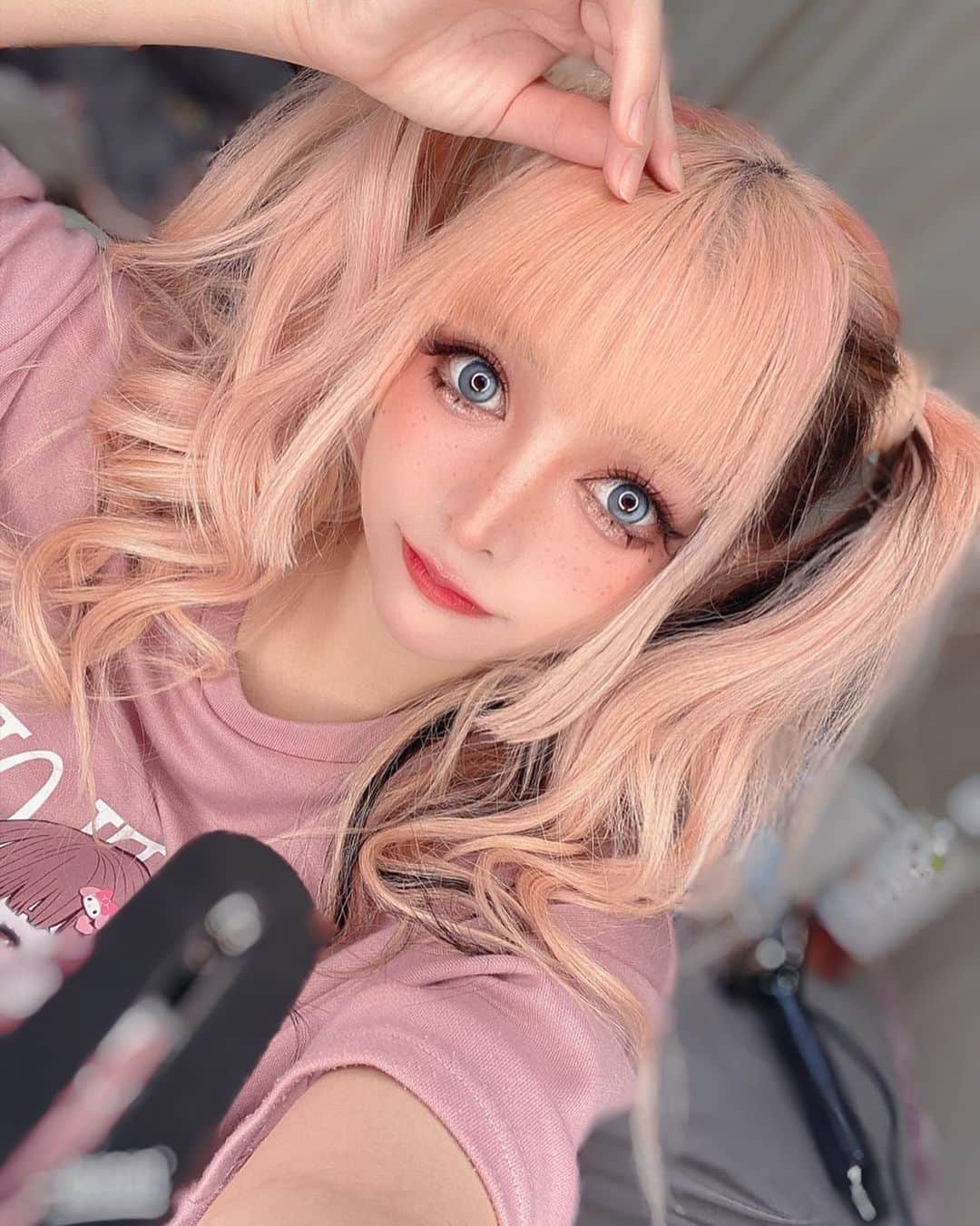 のインスタグラム：「そばかすメイク最近お気に入りなん🥰🥰🫶  ど？  #そばかす #ツインテール #マイメロディー」