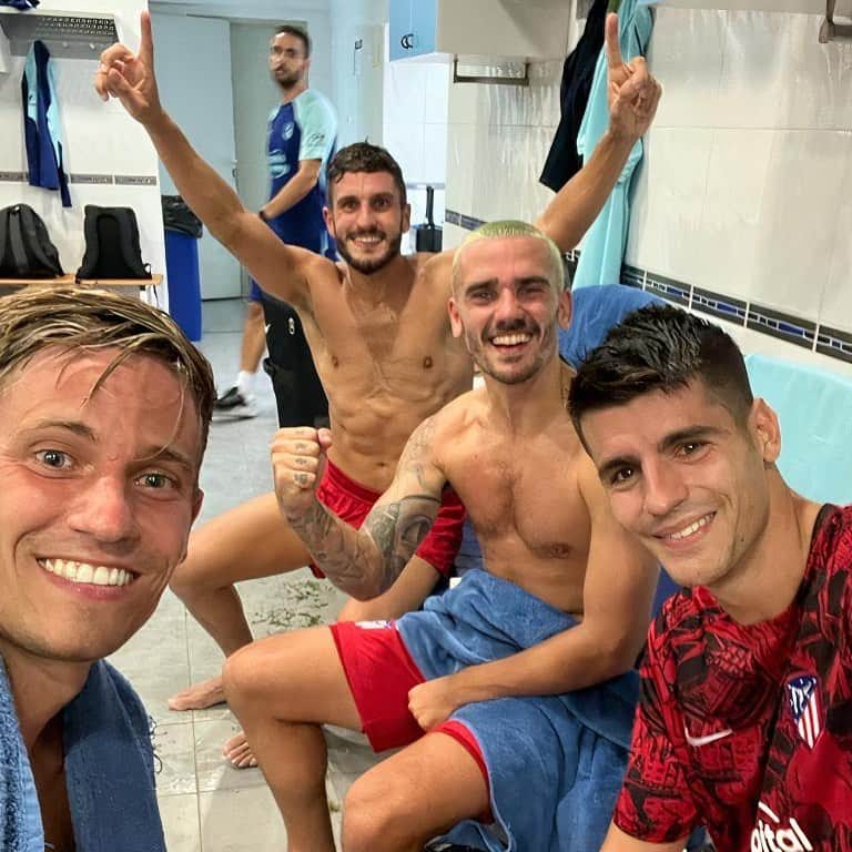 アルバロ・モラタのインスタグラム：「Bravo EQUIPO! ♥️🤍 #AúpaAtleti」