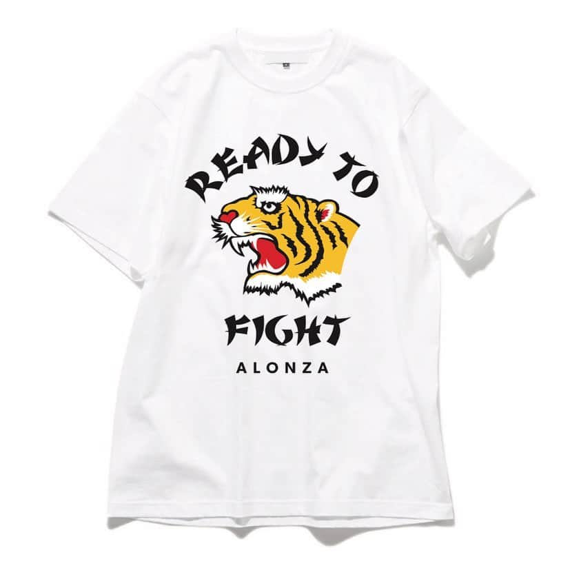 卜部功也のインスタグラム：「Tiger Tee 発売中」