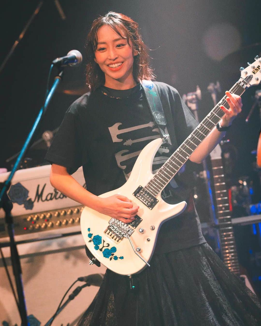 Yukiさんのインスタグラム写真 - (YukiInstagram)「Thank you for coming to the gigs in Tokyo!   初台Doorsへご来場ありがとうございました！ soLiさんとの共演楽しかった！ また11月にsoLi とD_Driveで大阪と名古屋に行きます。 皆さん楽しみにしててくださいね😉  #Marshall #esp #guitar #yuki #d_drive」8月30日 18時51分 - d_drive_gt_yuki