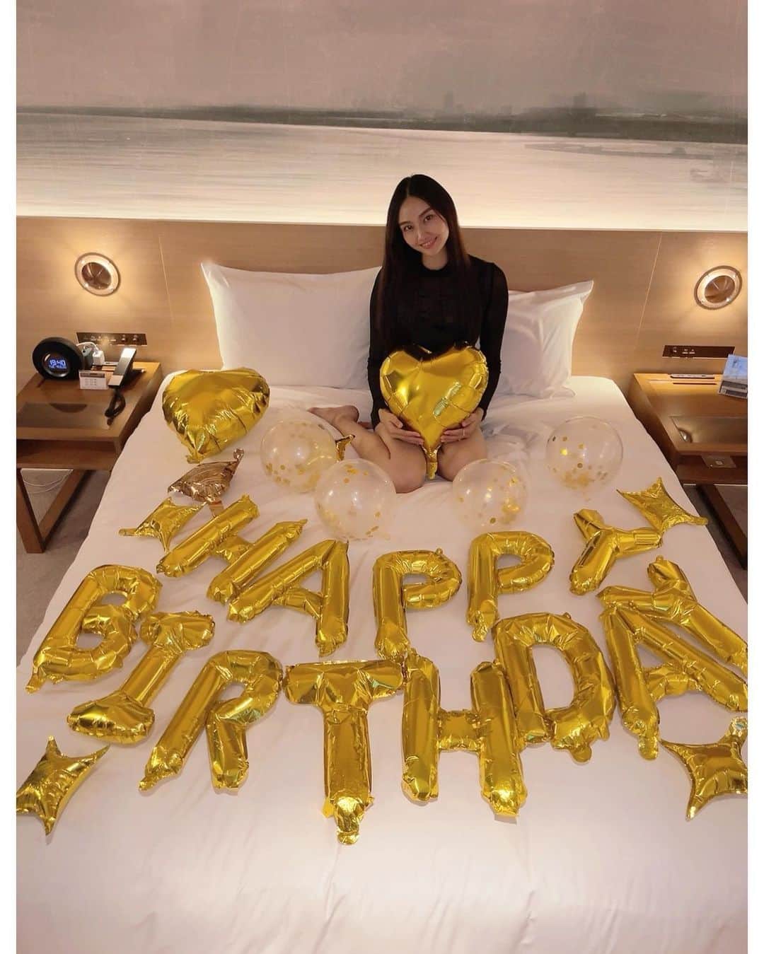 のインスタグラム：「みなえがサプライズしてくれた♥️  #ホカンス #誕生日 #birthday #생일」