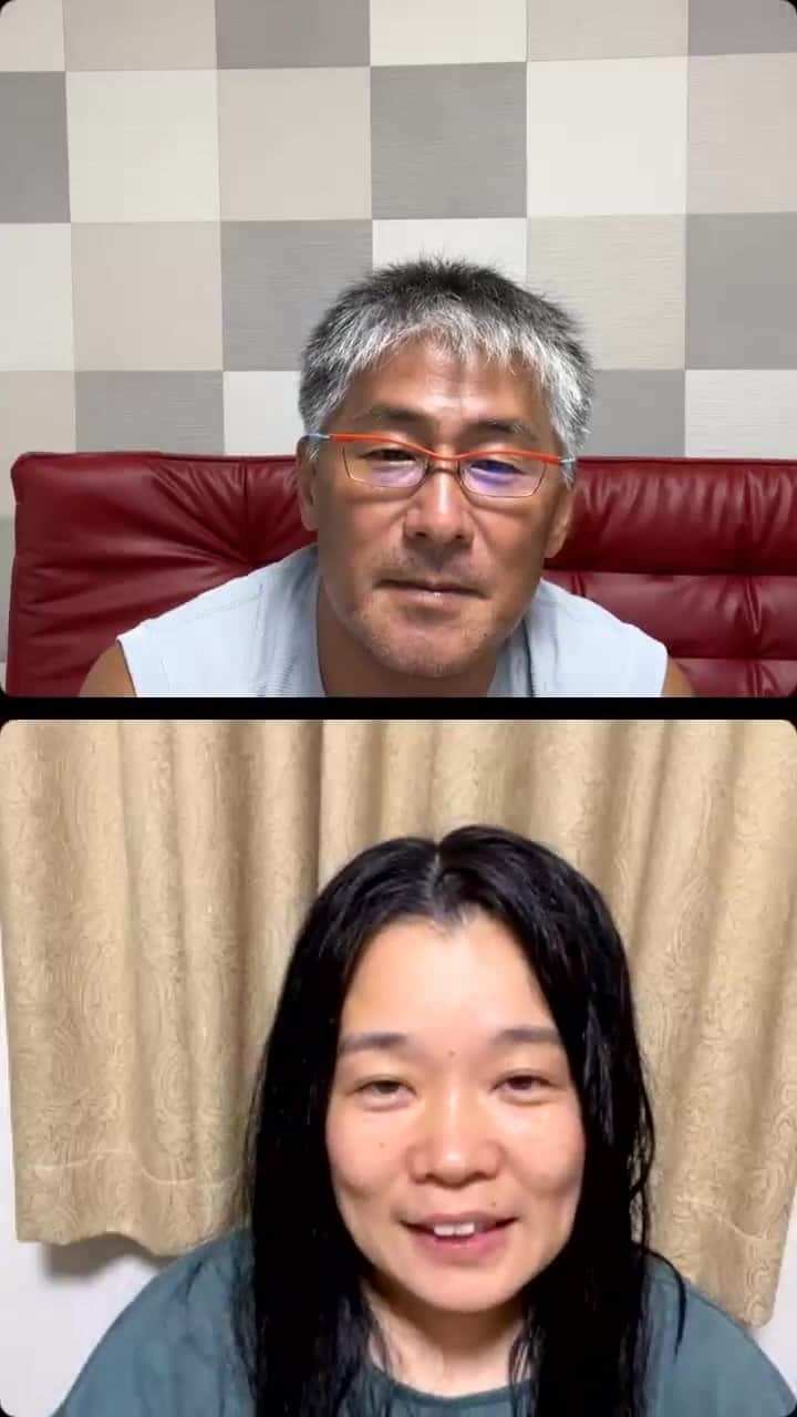 髪型ヘアスタイル・ウエディング、七五三、お宮参りのキキフォトのインスタグラム：「お互い使っているカメラについてライブ配信しました。  #ニコン #nikon #sony #ソニー #キャノン #canon #フジフィルム #fujifilm #xt3」