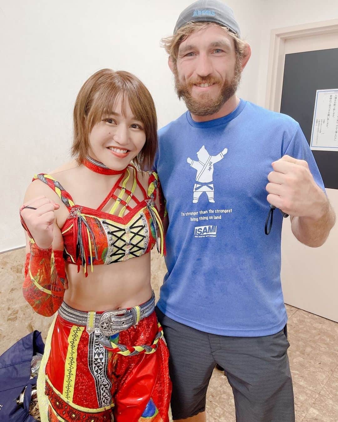 朱里さんのインスタグラム写真 - (朱里Instagram)「11月20日  新日本プロレス✖︎STARDOM  合同興行は　トム・ローラー選手と  UFCを経験した二人のタッグ！！  #njpw #stardom #ufc #prowrestling #mma」8月31日 11時57分 - syuri_official