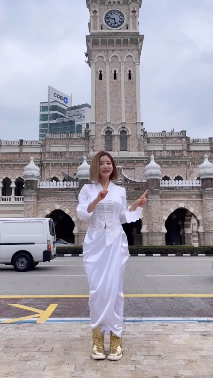 のインスタグラム：「Happy Merdeka Malaysia! 🇲🇾💕」