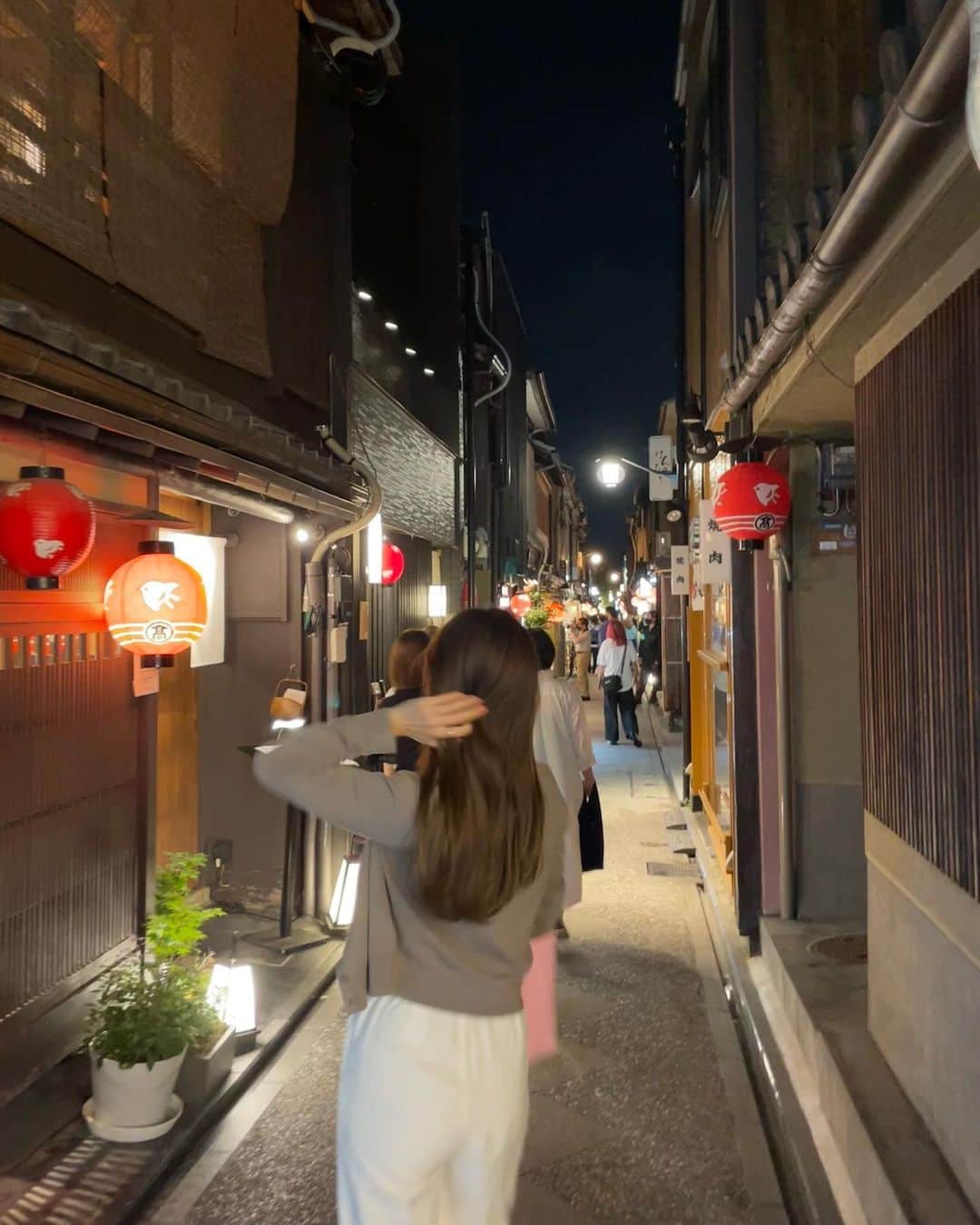 季葉さんのインスタグラム写真 - (季葉Instagram)「. 京都へ行ったときの写真を載せていなかったので⛩🍃🫶 #kyoto」8月31日 15時52分 - kiwaofficial