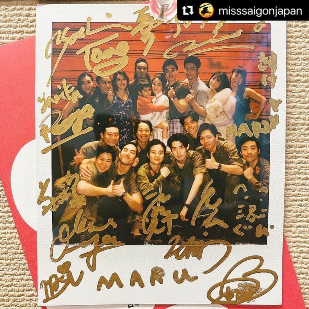 高畑充希のインスタグラム：「ほんと最高だった。 最高の夜だった。 このチームに参加させてもらえて 幸せを噛みしめても噛みしめても こぼれ落ちちゃうくらい。  ありがとう、 はじめての帝国劇場☺️  そして、いざ、故郷大阪へ💨」