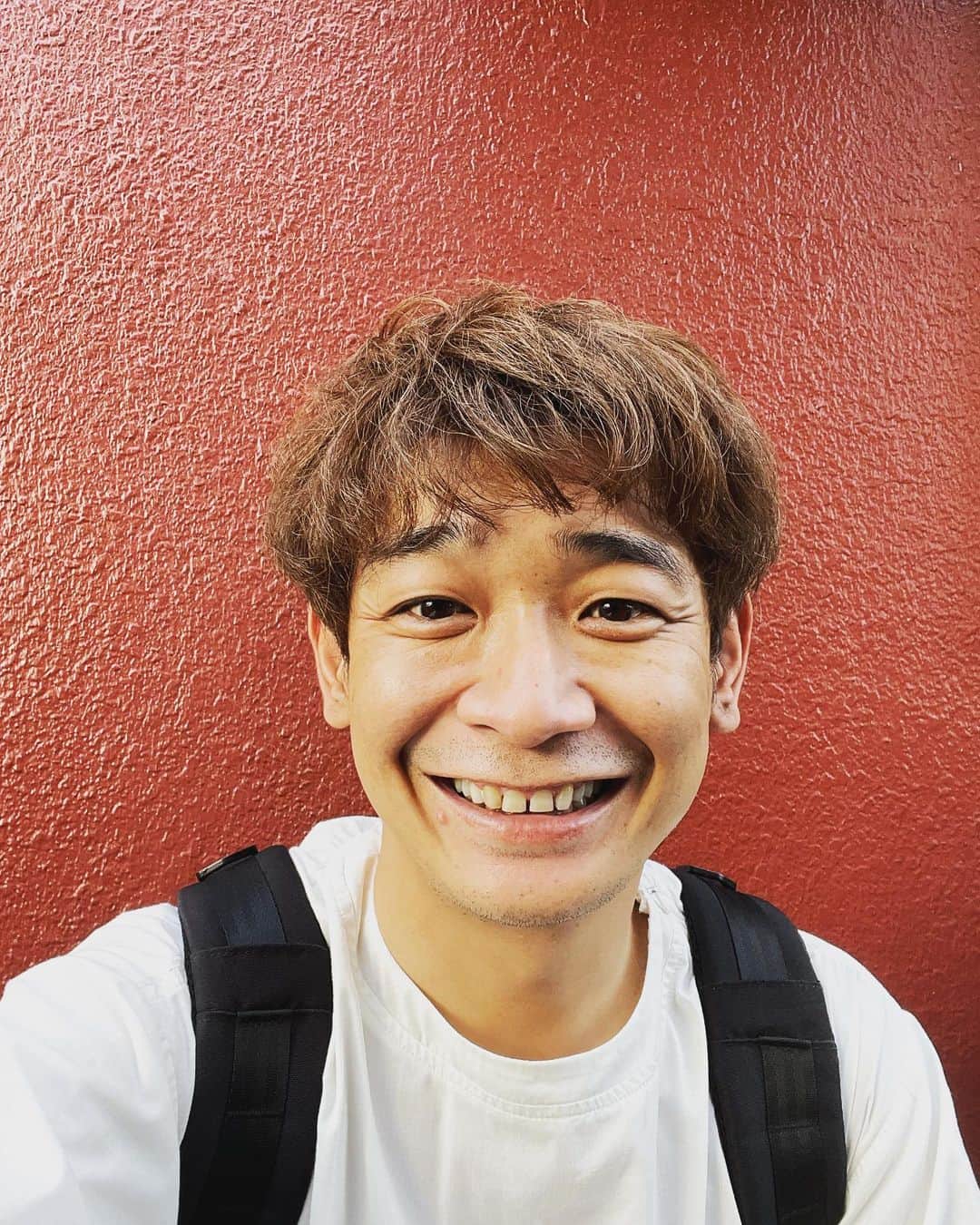 のインスタグラム：「8月31日、39歳になりました。  サンキューの年… サクッと終わる年… 華が咲く年… 砂丘の年…  #砂丘の年でいかさせていただきます」